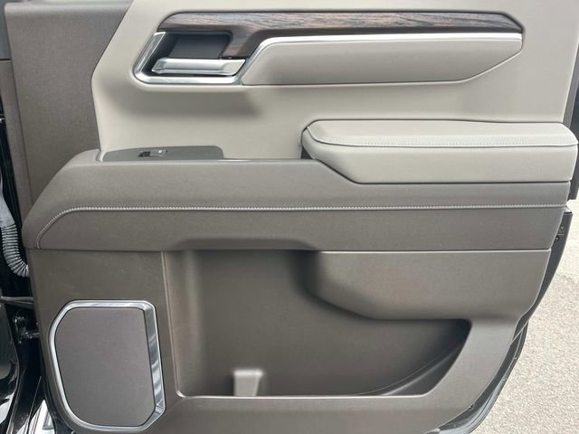 Used 2025 GMC Sierra 1500 SLT w/ SLT Premium Plus Package image 28