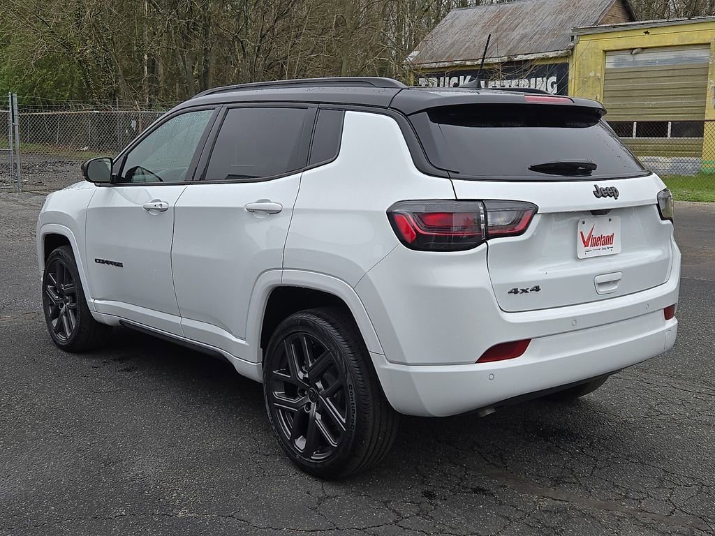 Used 2025 Jeep Compass Limited w/ High Altitude Package image 4