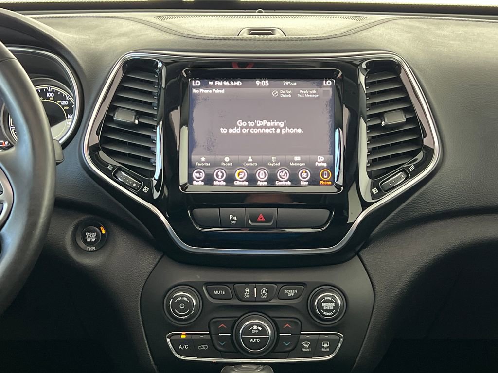 Used 2019 Jeep Cherokee Limited FWD image 20