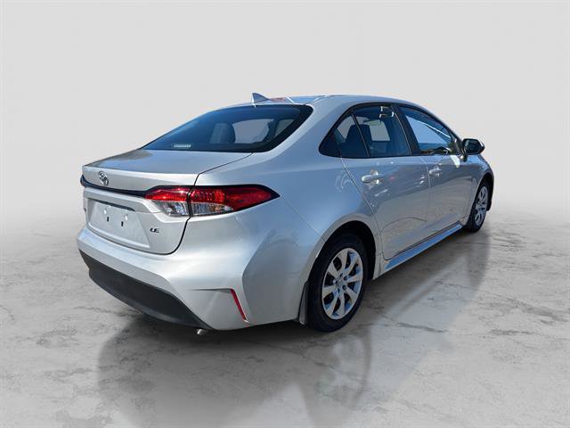 Used 2023 Toyota Corolla LE image 5