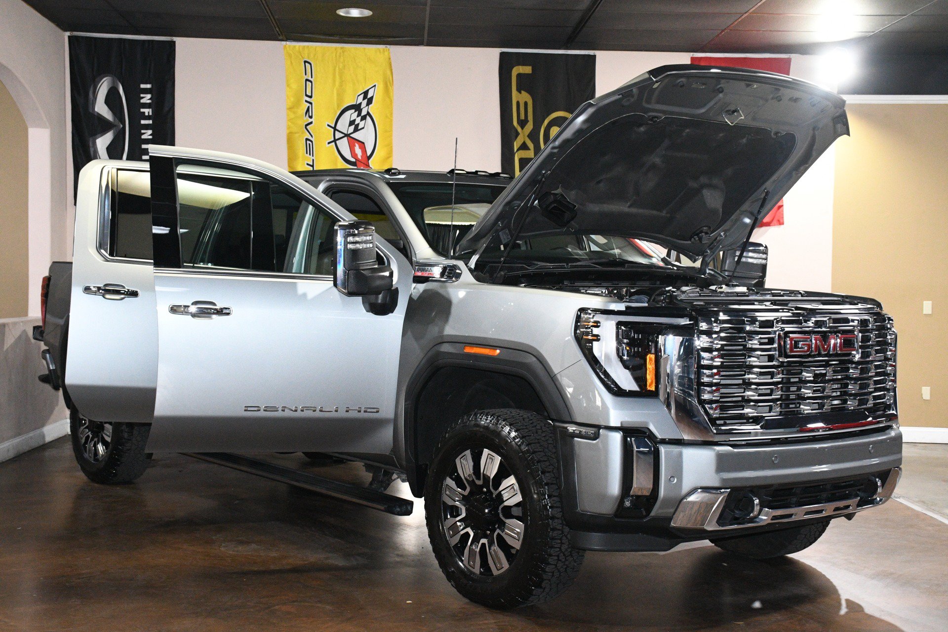 Used 2024 GMC Sierra 2500 Denali w/ Denali Reserve Package AWD/4WD image 89