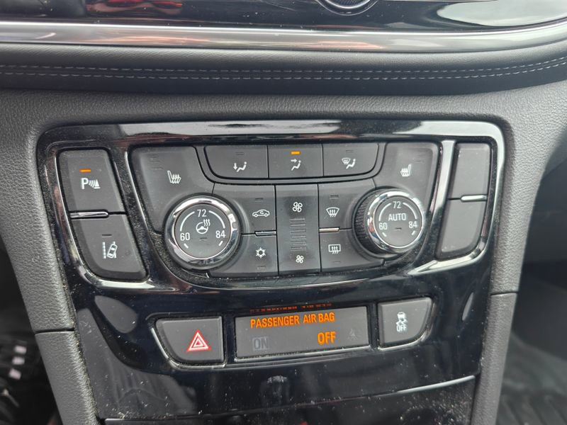 Used 2018 Buick Encore Premium image 20