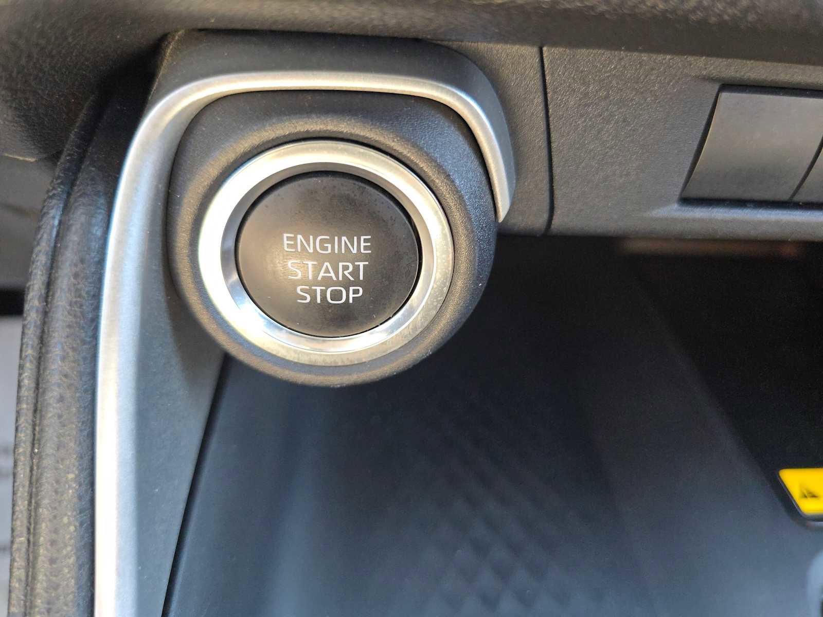 Certified 2025 Toyota Grand Highlander FWD image 31