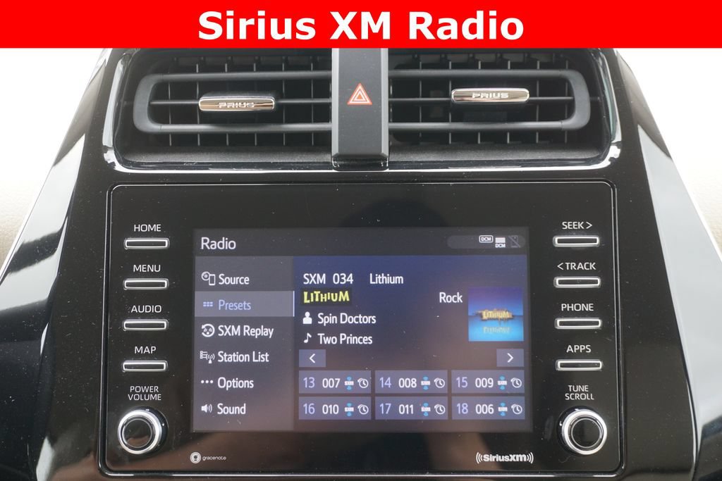 Certified 2021 Toyota Prius XLE AWD/4WD image 9