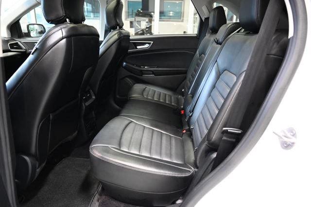 Used 2016 Ford Edge SEL w/ Equipment Group 201A AWD/4WD image 11