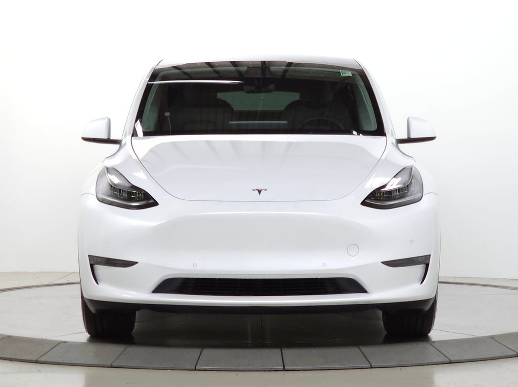 Used 2022 Tesla Model Y Long Range AWD/4WD image 2