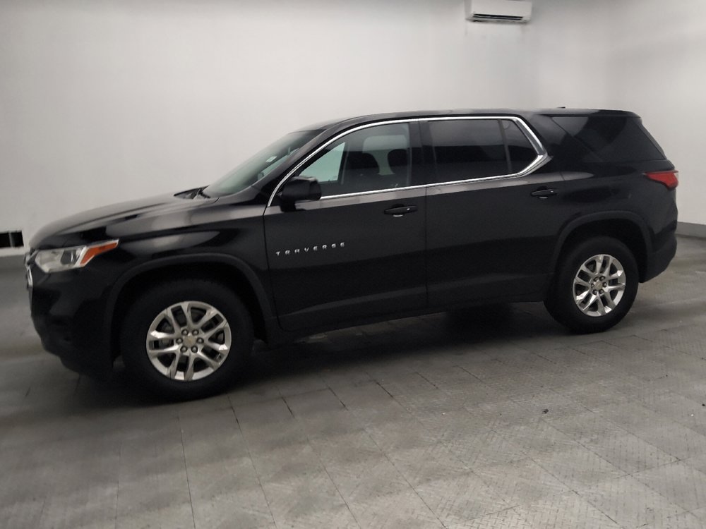 Used 2020 Chevrolet Traverse LS FWD image 2