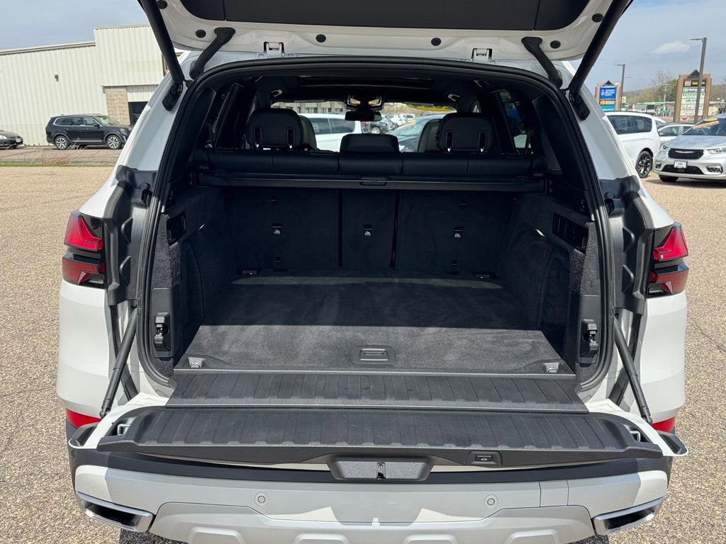 Used 2024 BMW X5 xDrive40i w/ Premium Package AWD/4WD image 5