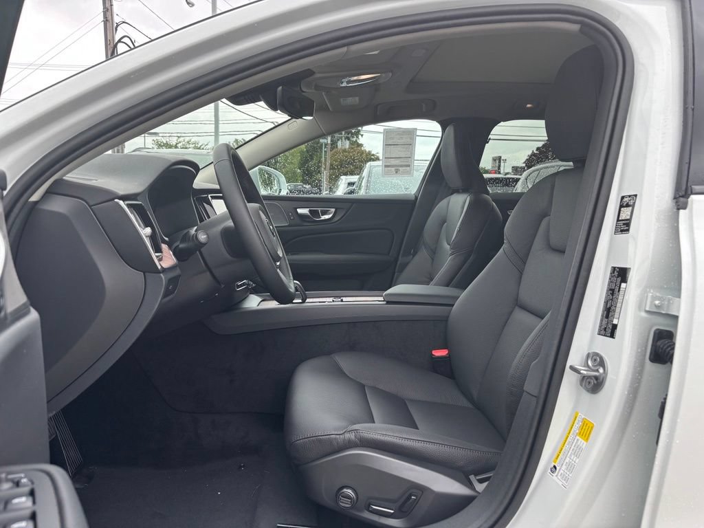 New 2026 Volvo V60 B5 Cross Country Plus w/ Protection Package Premier AWD/4WD image 15