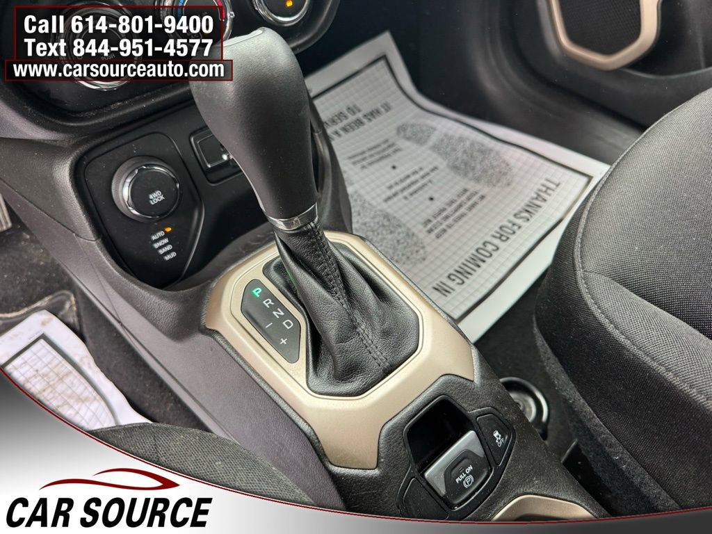 Used 2017 Jeep Renegade Sport w/ Power & Air Group image 12
