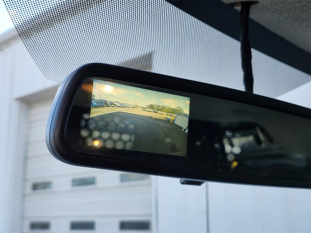 Used 2023 GMC Savana 2500 w/ Driver Convenience Package image 15