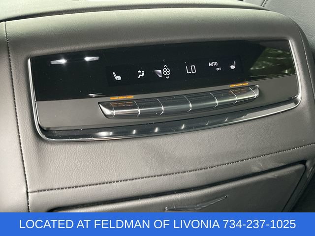 Certified 2025 Cadillac Escalade Luxury w/ LPO, Floor Liner Package AWD/4WD image 37