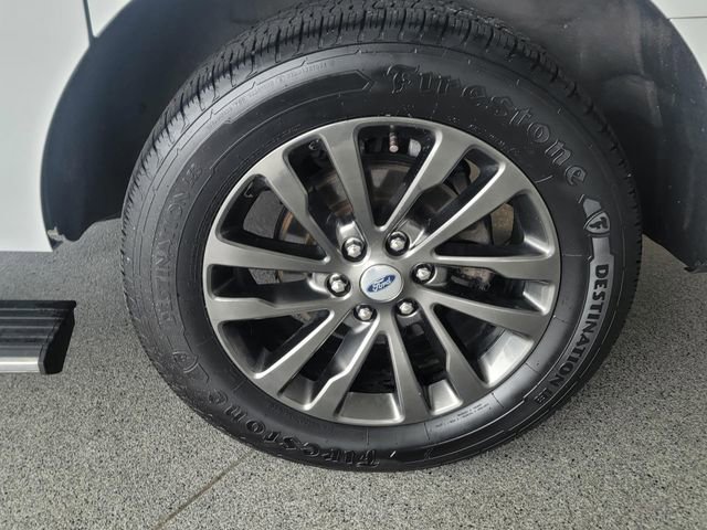 Used 2019 Ford Expedition Max Limited image 6