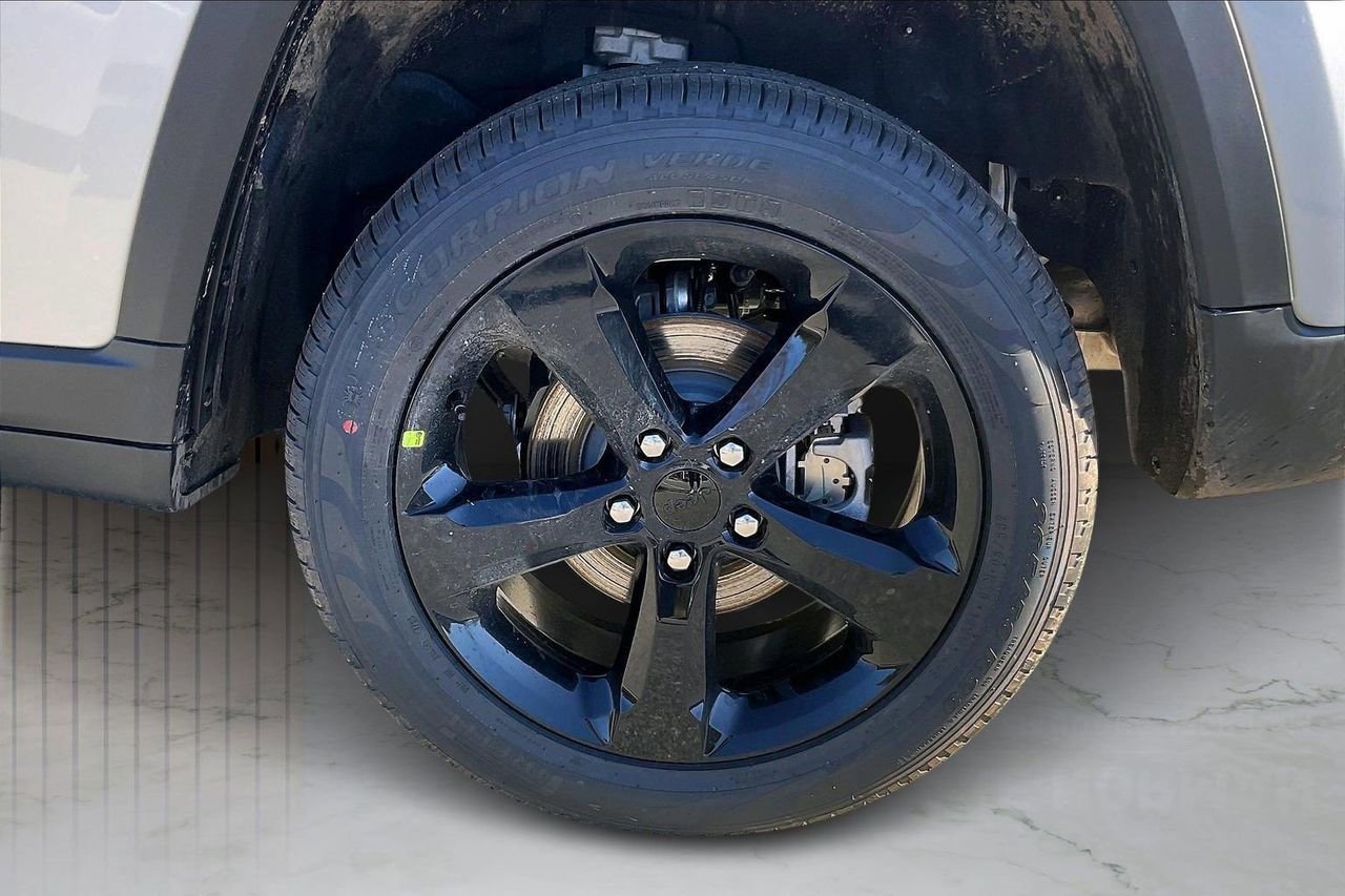 New 2026 Jeep Grand Cherokee Limited w/ Limited Altitude Package image 34