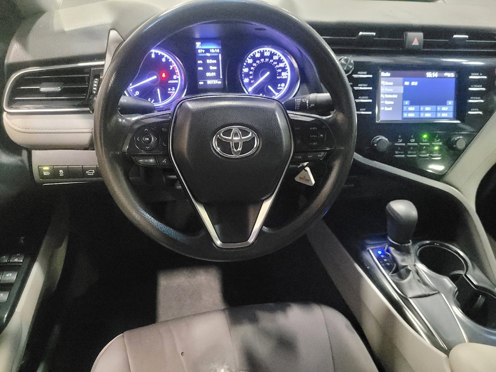 Used 2019 Toyota Camry LE image 22