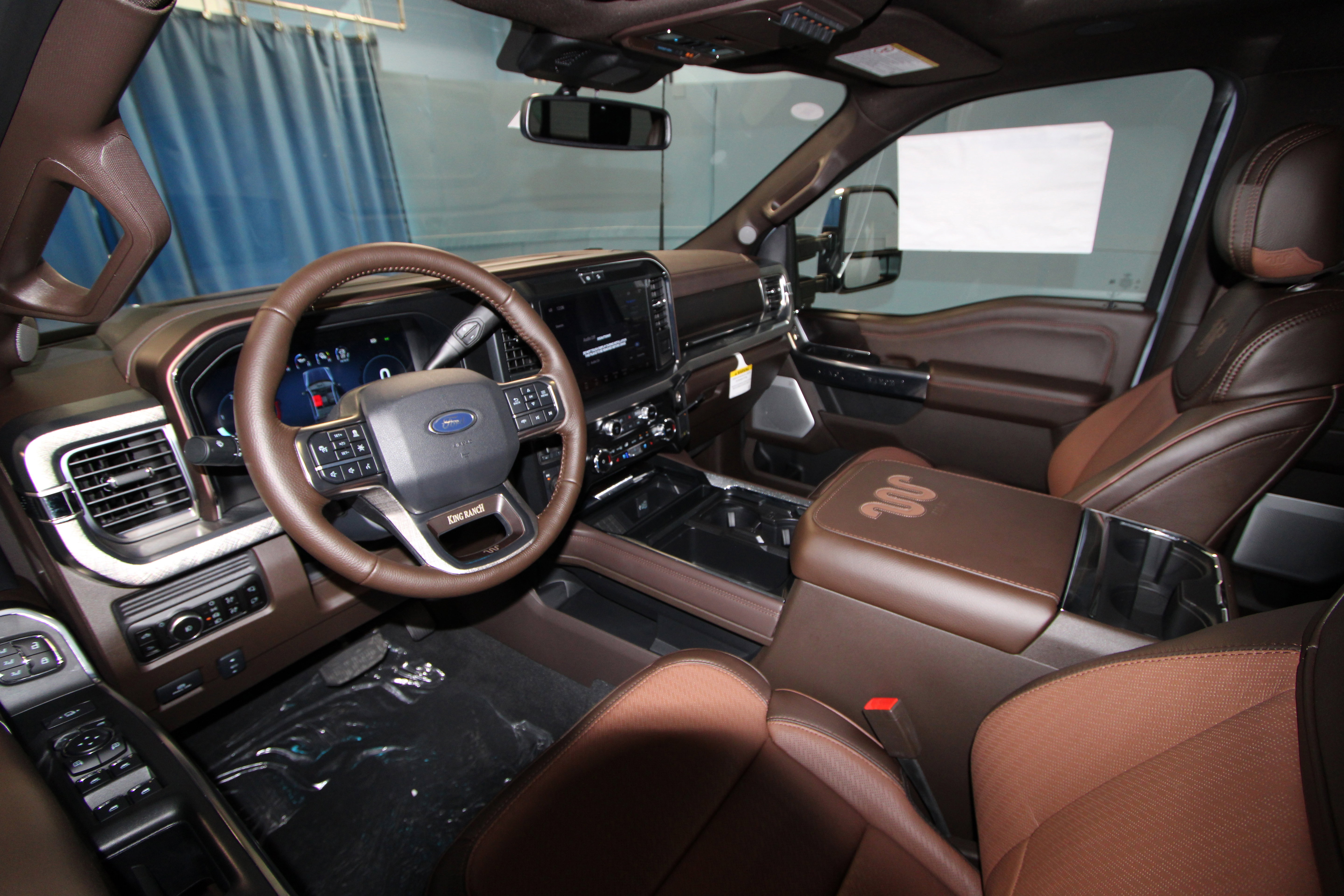 New 2025 Ford F350 King Ranch w/ Chrome Package image 2