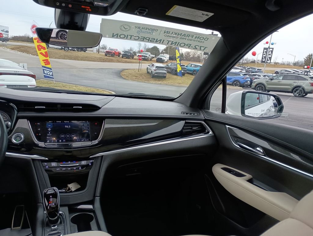 Used 2021 Cadillac XT6 Sport image 11