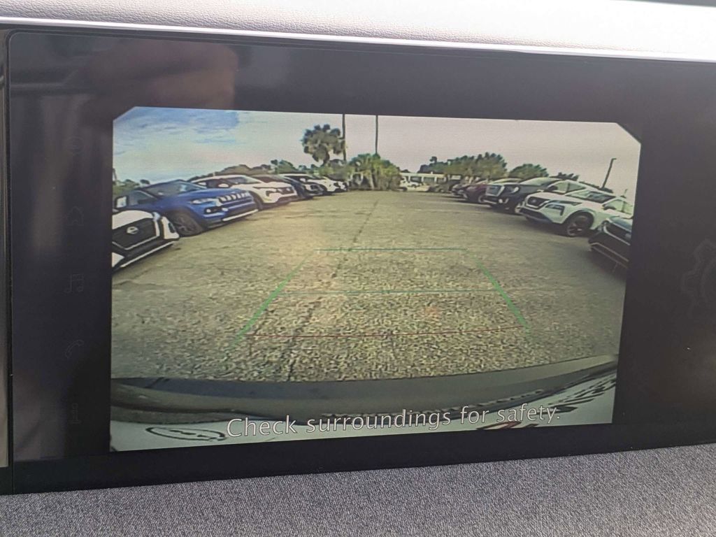 Used 2025 Nissan Kicks SV w/ SV Premium Package FWD image 21
