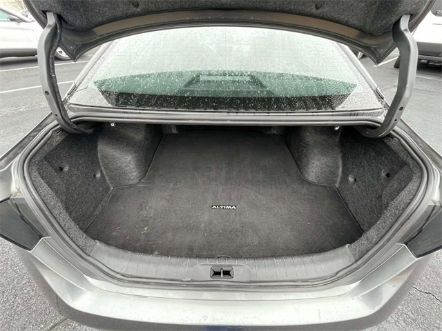 Used 2024 Nissan Altima 2.5 SV image 9