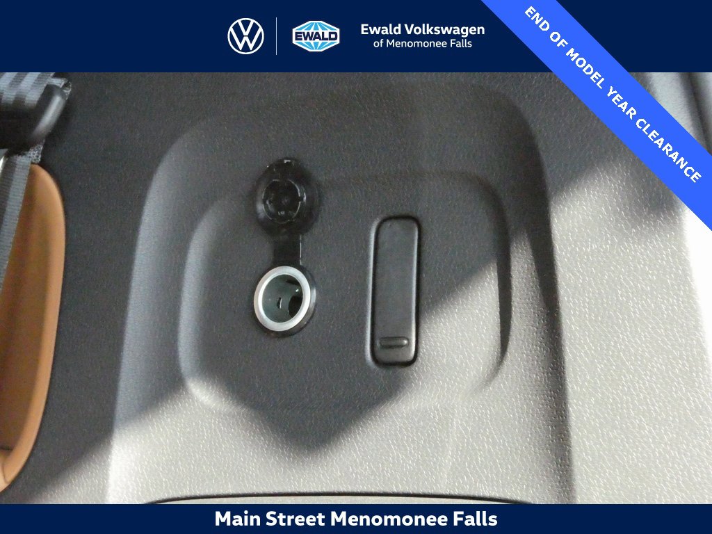 New 2025 Volkswagen ID. Buzz Pro S Plus image 26