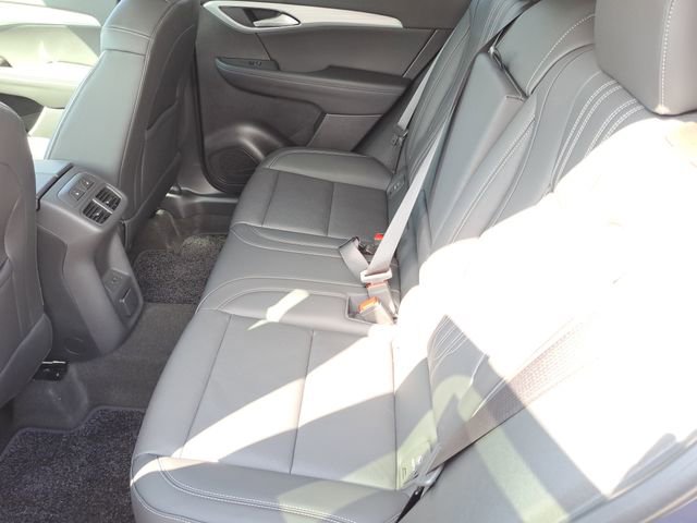 New 2026 Buick Envision Avenir image 13