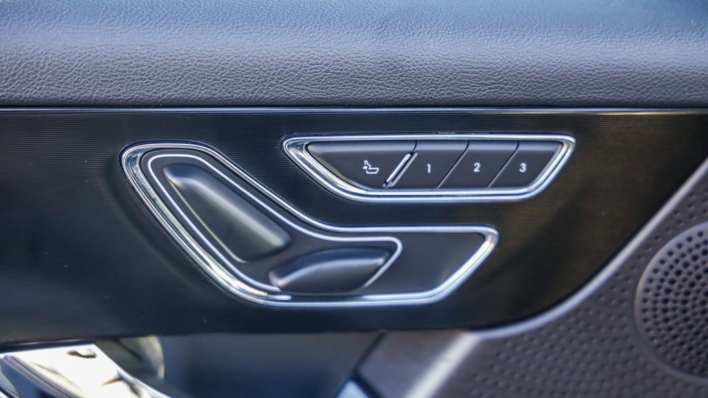 Used 2024 Lincoln Corsair Reserve w/ Equipment Group 201A image 22