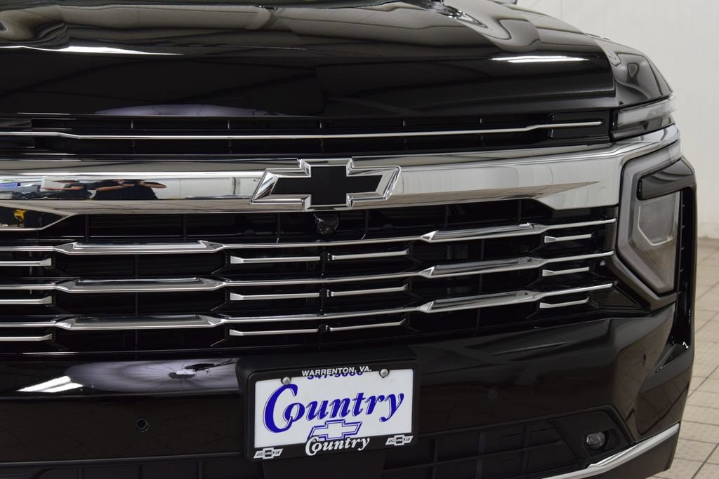 New 2026 Chevrolet Suburban Premier AWD/4WD image 11
