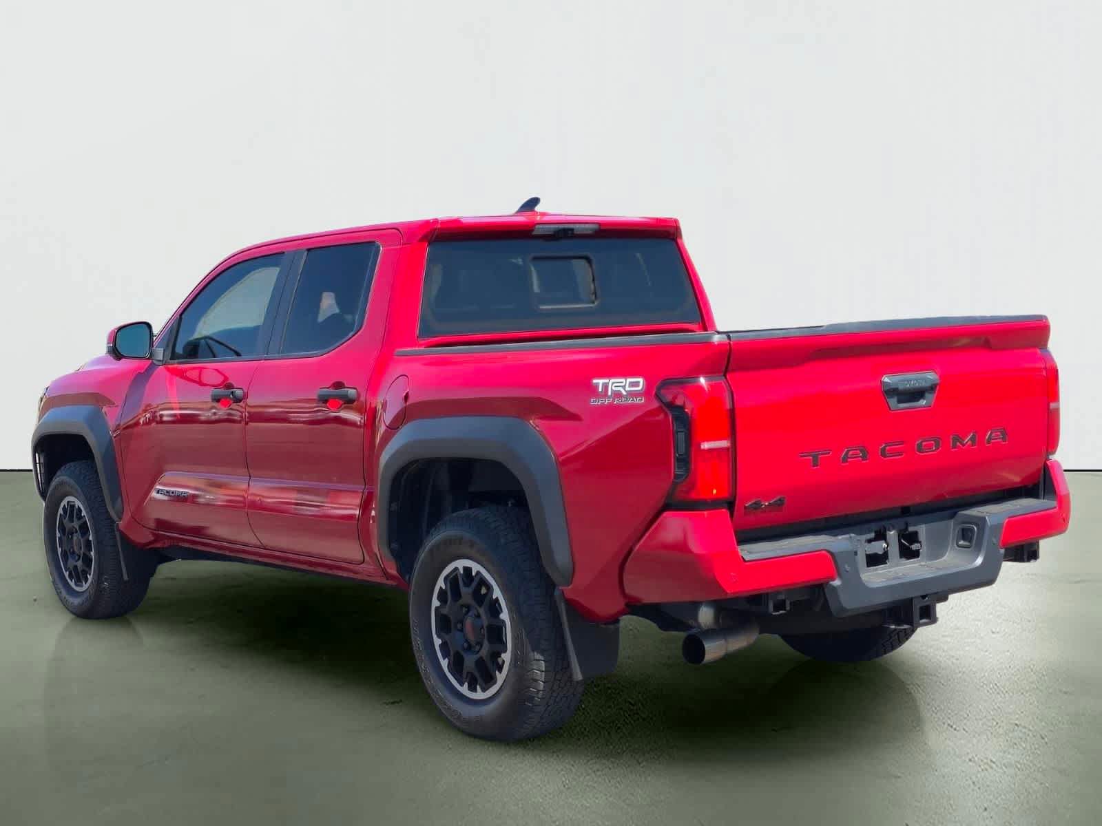 Used 2024 Toyota Tacoma TRD Off-Road AWD/4WD image 4