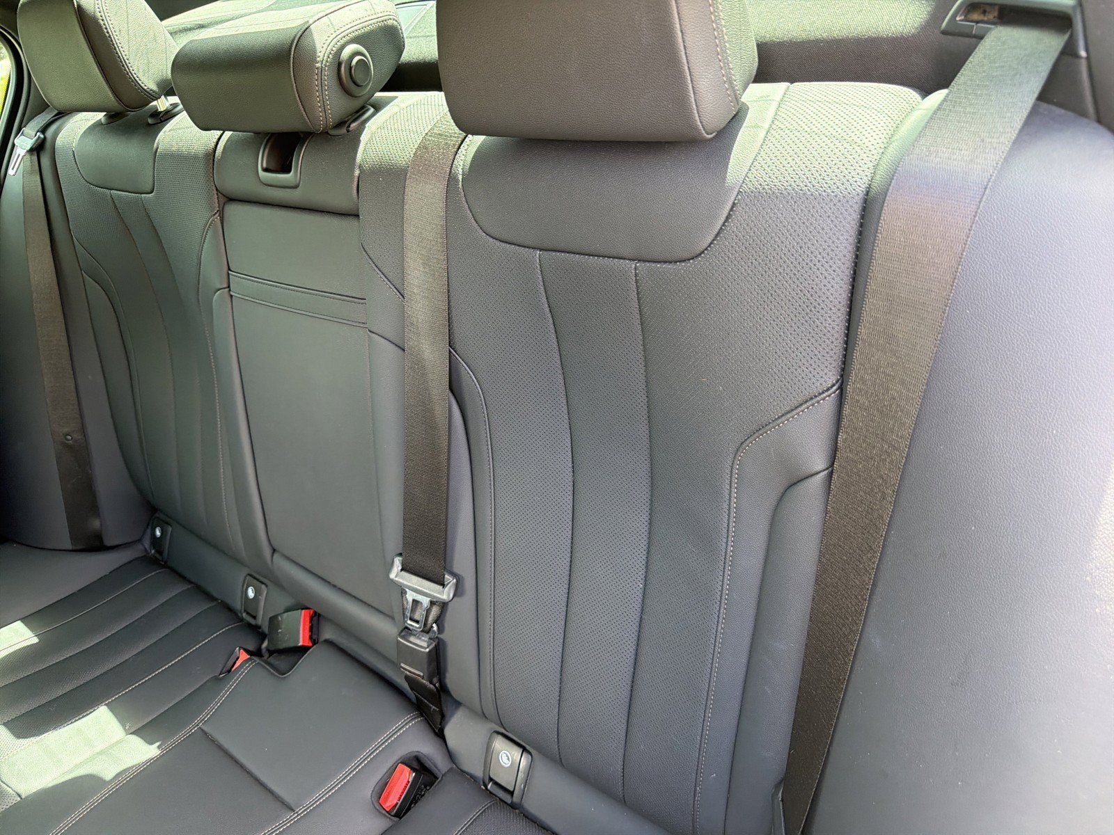 Used 2021 BMW 530i w/ Premium Package RWD image 20