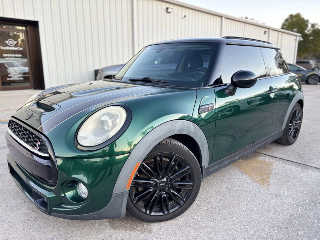 Used 2015 MINI Cooper S image 1