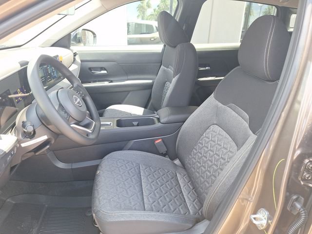 New 2026 Nissan Kicks SV w/ SV Premium Package FWD image 9
