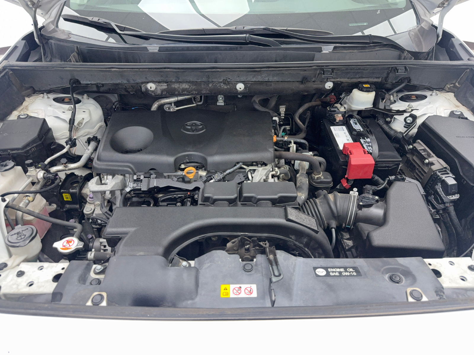 Used 2020 Toyota RAV4 XLE Premium FWD image 49