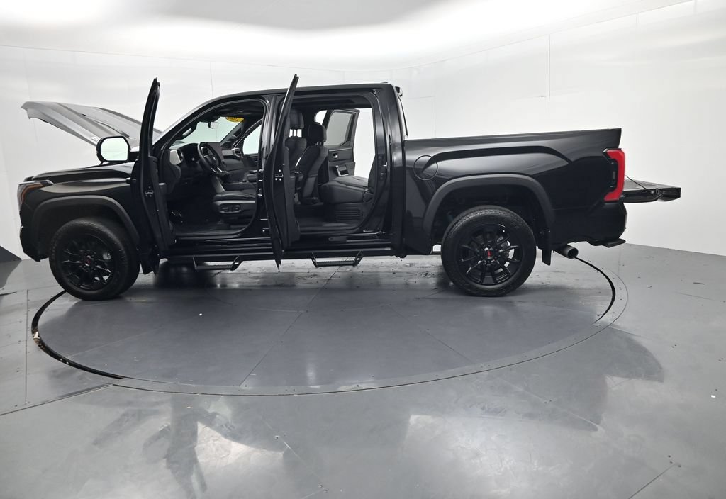 Used 2025 Toyota Tundra Limited w/ TRD Off-Road Package AWD/4WD image 70