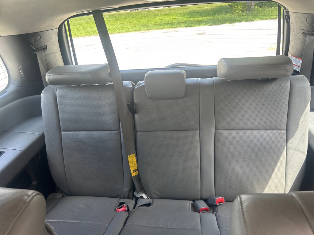 Used 2016 Toyota Sequoia Platinum AWD/4WD image 33