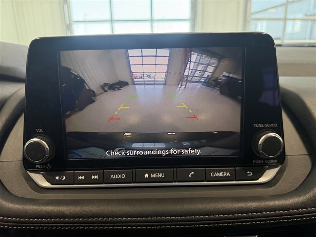 Used 2024 Nissan Rogue SV image 37