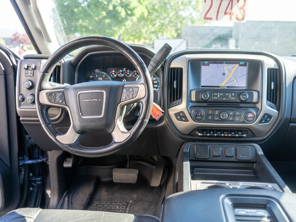 Used 2018 GMC Sierra 2500 Denali AWD/4WD image 15