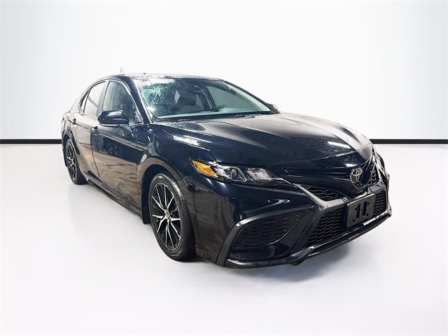 Used 2023 Toyota Camry SE