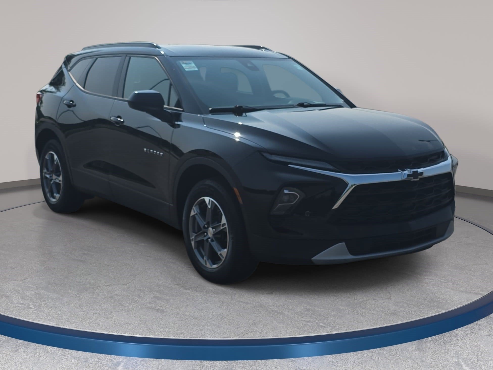 Used 2024 Chevrolet Blazer LT w/ Convenience Package FWD image 3