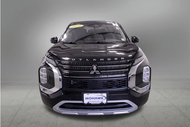 Used 2022 Mitsubishi Outlander SE image 9