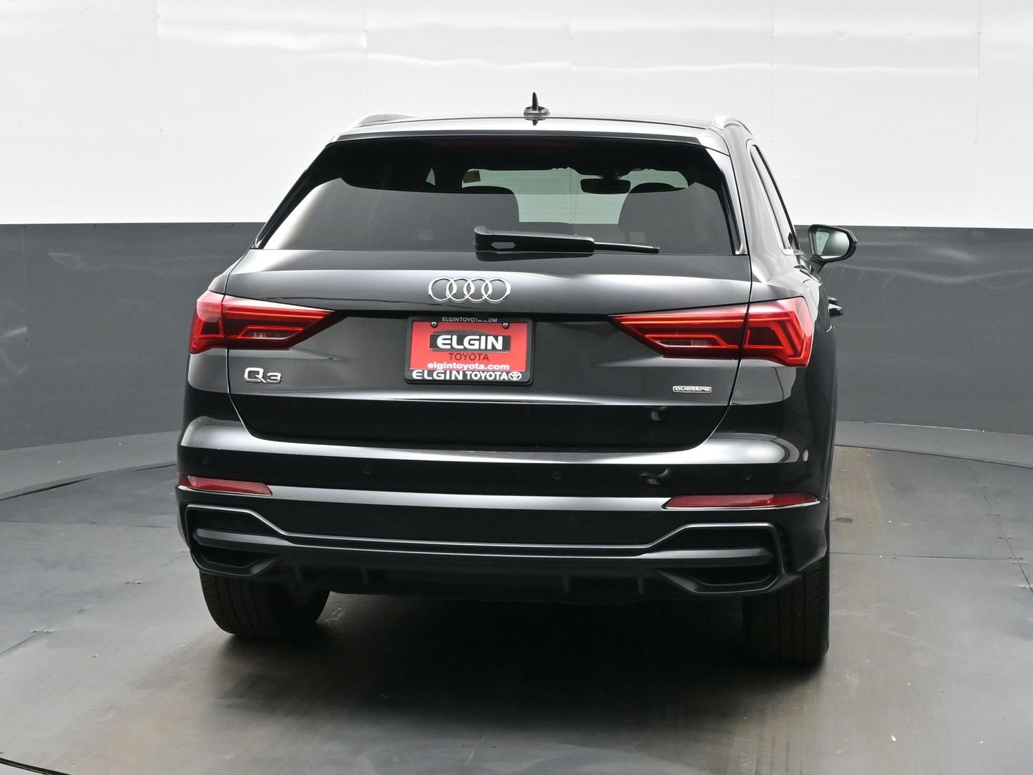 Used 2022 Audi Q3 2.0T Premium Plus w/ Premium Plus Package AWD/4WD image 5