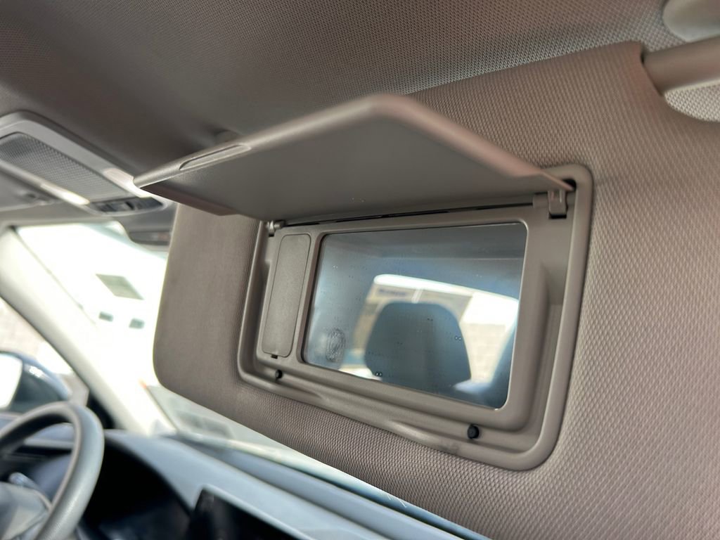 Used 2023 Honda HR-V LX image 25