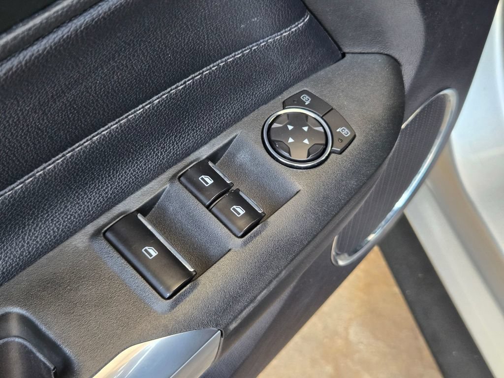 Used 2019 Ford Mustang GT Premium RWD image 12