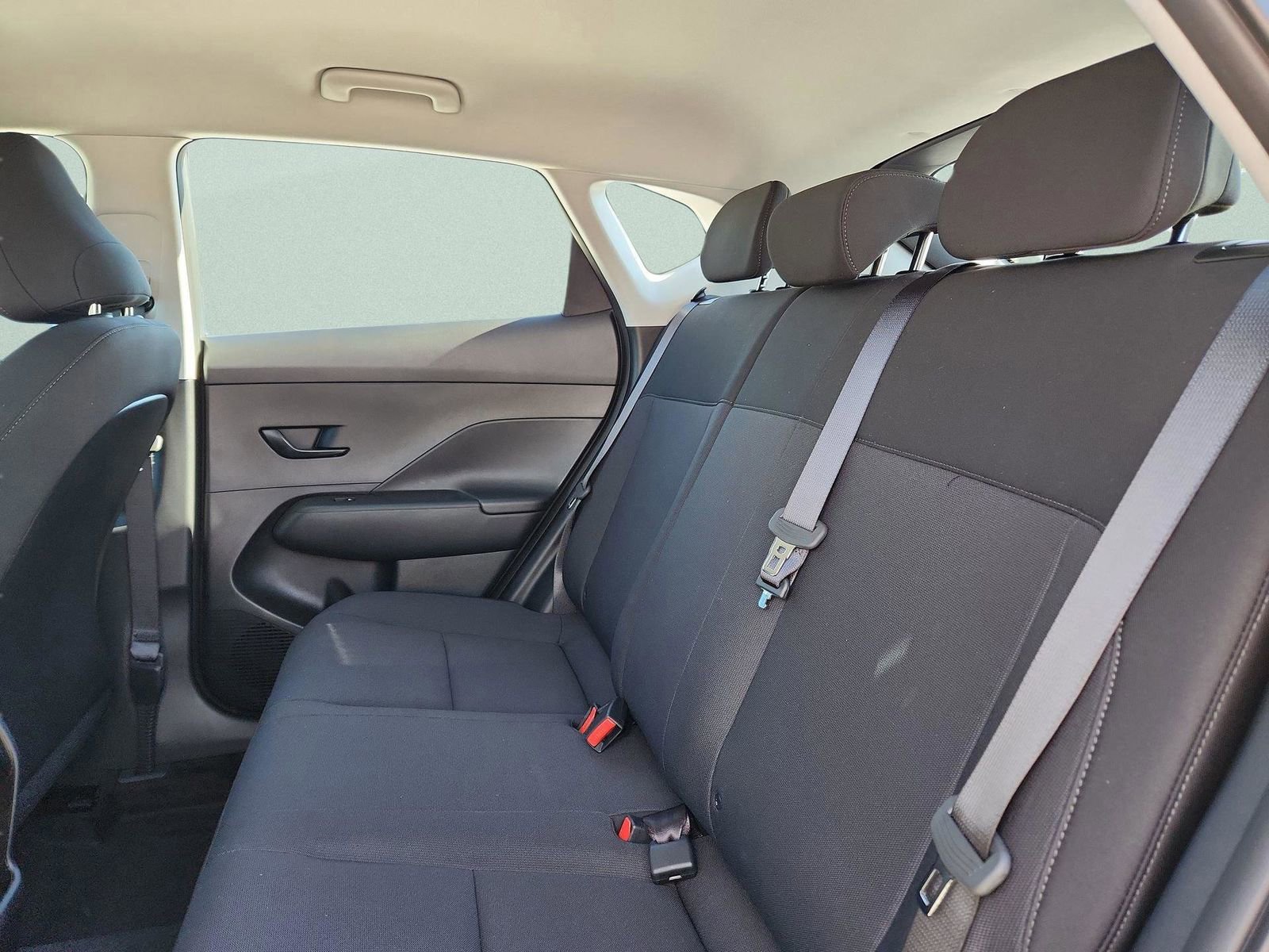 New 2026 Hyundai Kona SE image 14