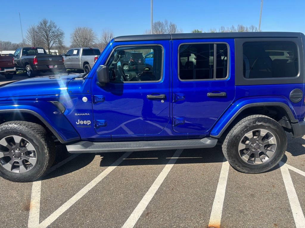 Used 2018 Jeep Wrangler Unlimited Sahara image 6