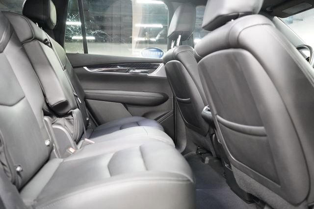 Used 2022 Cadillac XT6 Premium Luxury w/ Technology Package FWD image 20