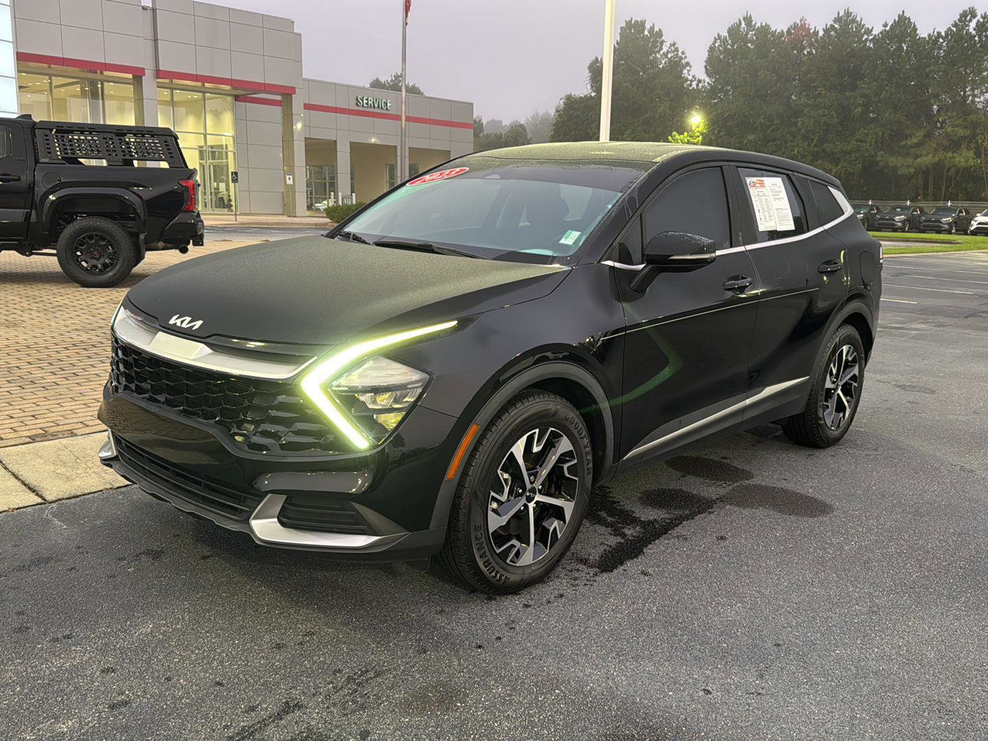 Used 2023 Kia Sportage EX