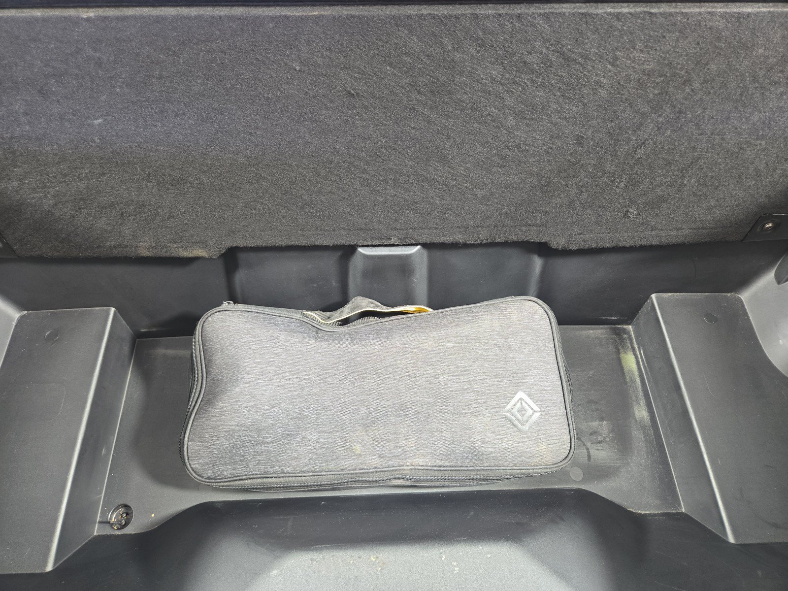 Used 2023 Rivian R1T Adventure AWD/4WD image 14