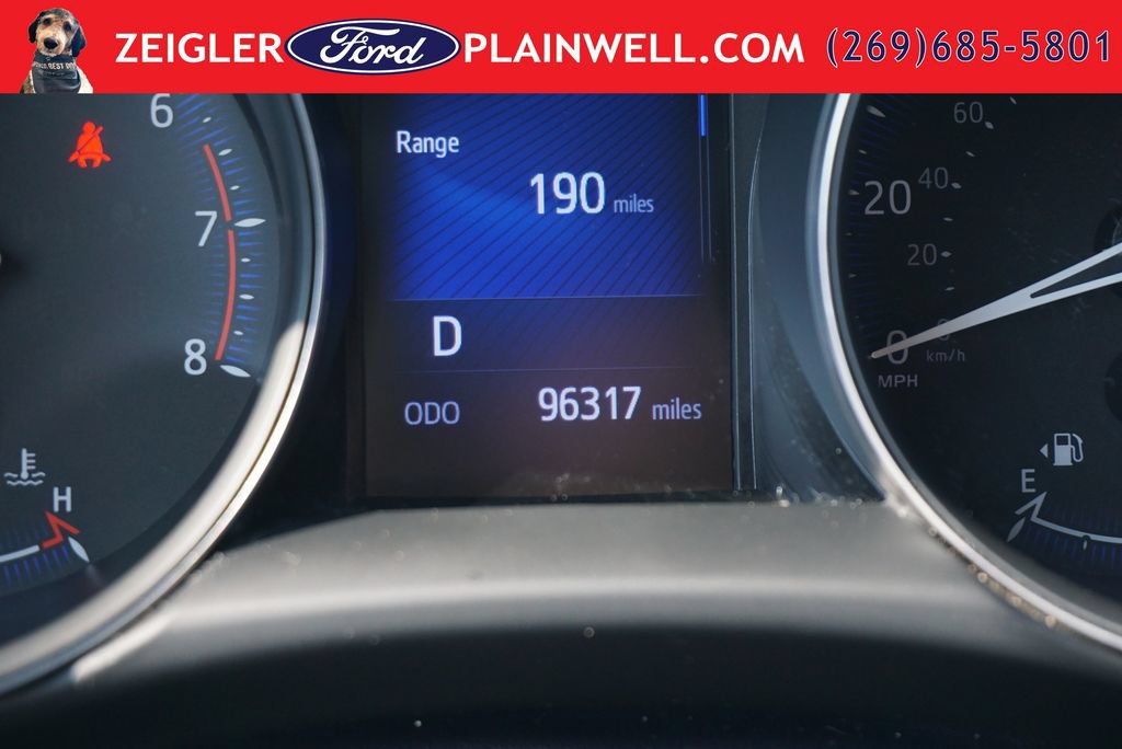 Used 2018 Toyota C-HR XLE FWD image 28