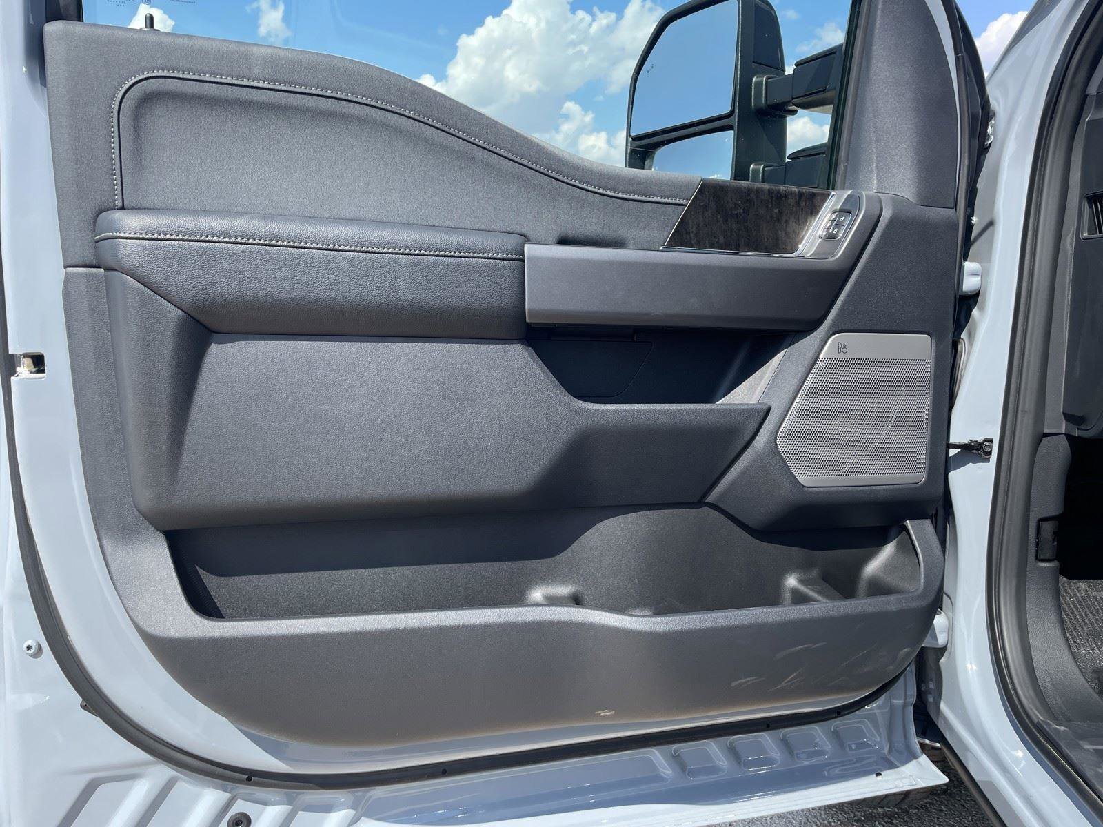 New 2026 Ford F350 Lariat image 23