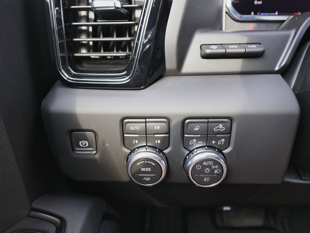 New 2026 GMC Sierra 1500 AT4 w/ AT4 Premium Package image 29